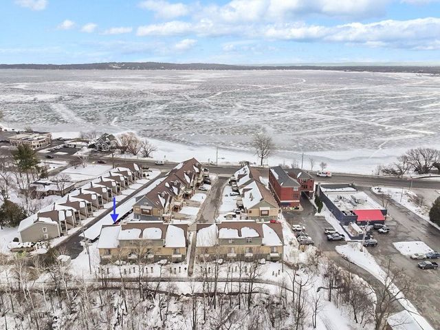 13802 S West Bayshore Drive, Traverse City, MI 49684