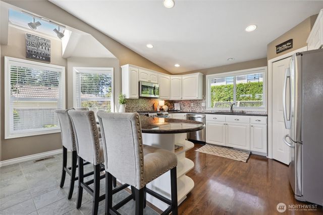 1910 Lenox Court NW, Olympia, WA 98502