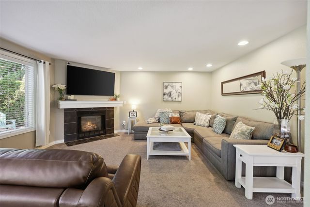 1910 Lenox Court NW, Olympia, WA 98502