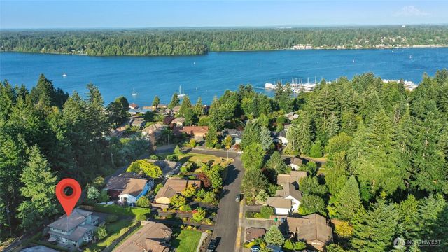 1910 Lenox Court NW, Olympia, WA 98502