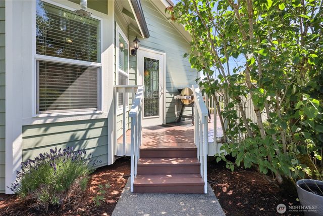1910 Lenox Court NW, Olympia, WA 98502