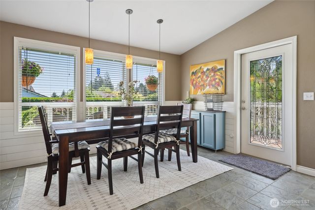 1910 Lenox Court NW, Olympia, WA 98502