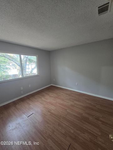 614 OAKS HOLLOW Court C3-2, Jacksonville, FL 32211