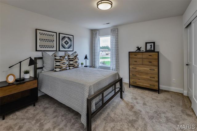 313 Healthy Way, St Charles, MO 63304