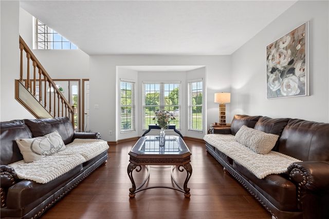 907 Autumn Leaf Drive, Beavercreek, OH 45430