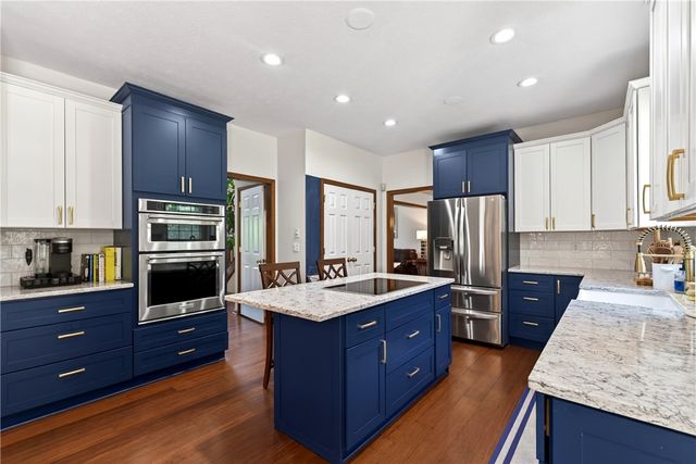 907 Autumn Leaf Drive, Beavercreek, OH 45430