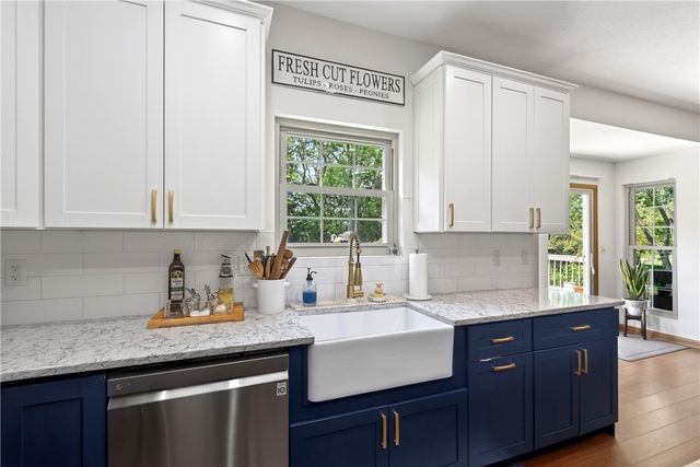 907 Autumn Leaf Drive, Beavercreek, OH 45430