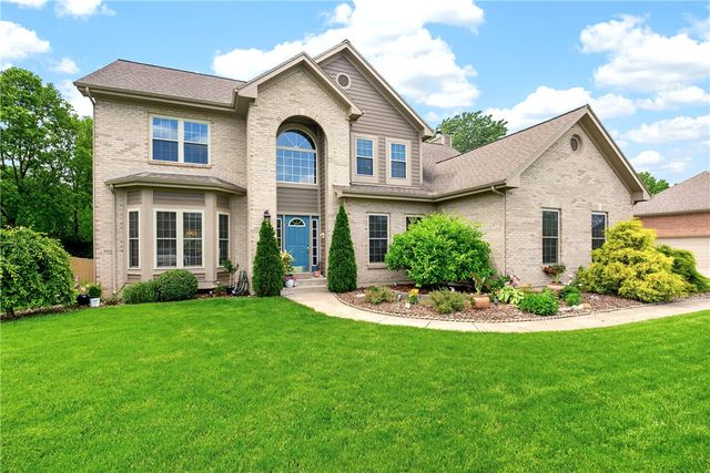 907 Autumn Leaf Drive, Beavercreek, OH 45430