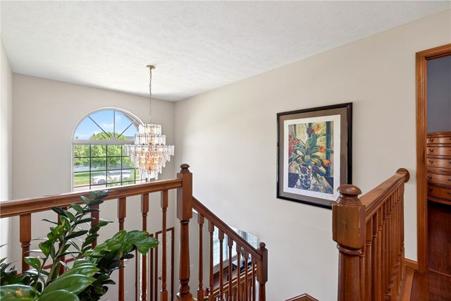 907 Autumn Leaf Drive, Beavercreek, OH 45430