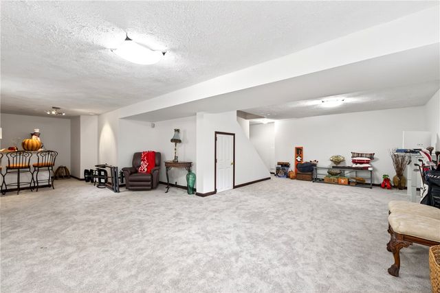 907 Autumn Leaf Drive, Beavercreek, OH 45430