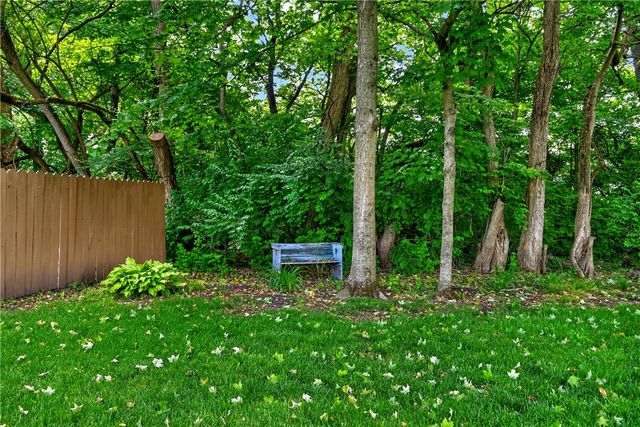 907 Autumn Leaf Drive, Beavercreek, OH 45430