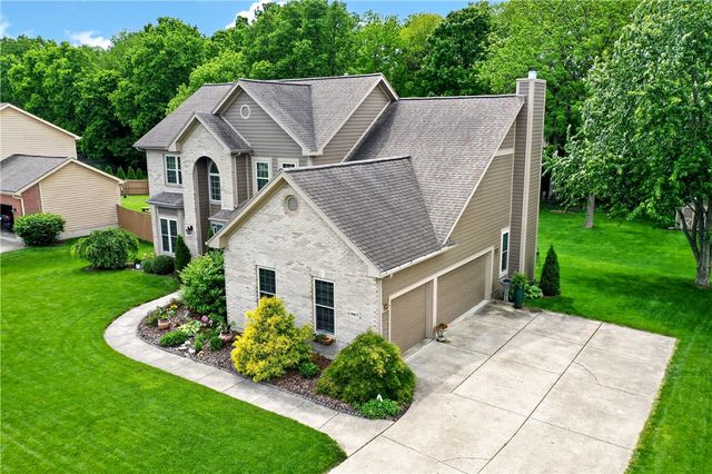 907 Autumn Leaf Drive, Beavercreek, OH 45430