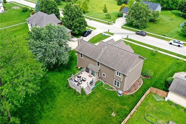 907 Autumn Leaf Drive, Beavercreek, OH 45430