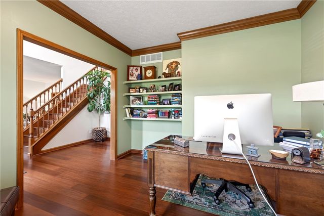 907 Autumn Leaf Drive, Beavercreek, OH 45430