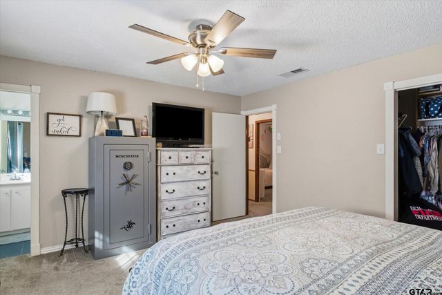 345 Washington, Van, TX 75790