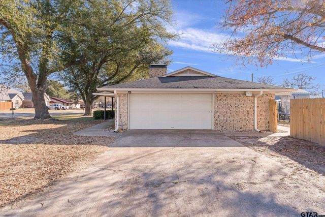 345 Washington, Van, TX 75790
