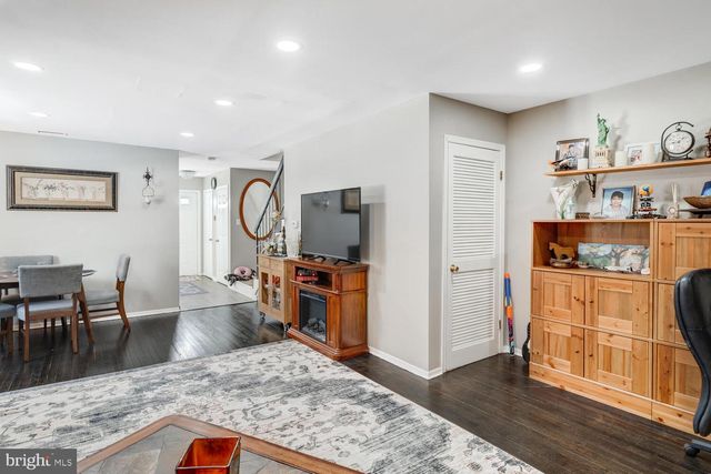 2 VINCENT CT, Little Egg Harbor Twp, NJ 08087