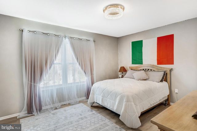 2 VINCENT CT, Little Egg Harbor Twp, NJ 08087