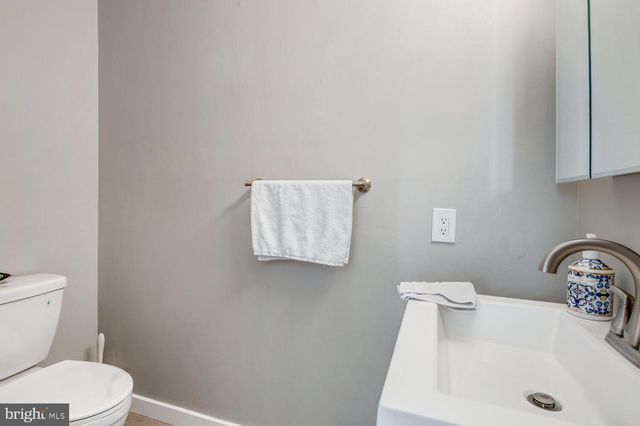 2 VINCENT CT, Little Egg Harbor Twp, NJ 08087