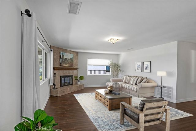 24020 Continental Drive, Canyon Lake, CA 92587