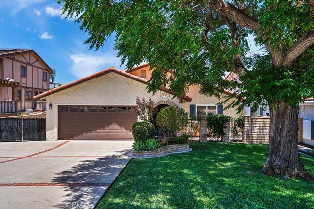 24020 Continental Drive, Canyon Lake, CA 92587