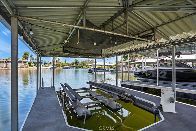 24020 Continental Drive, Canyon Lake, CA 92587