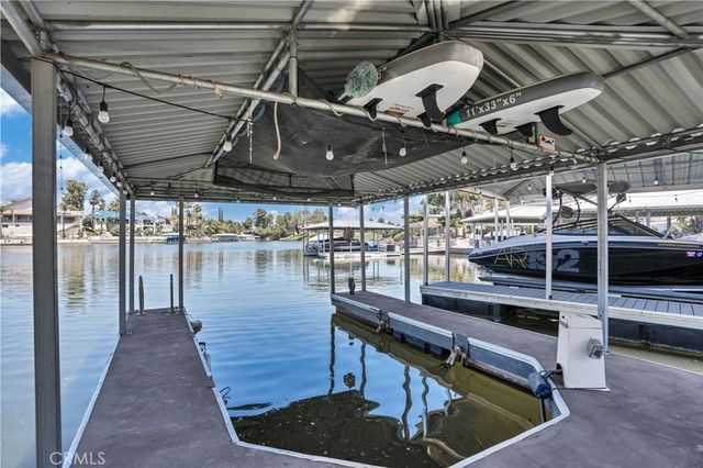 24020 Continental Drive, Canyon Lake, CA 92587