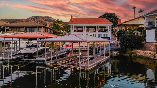 24020 Continental Drive, Canyon Lake, CA 92587