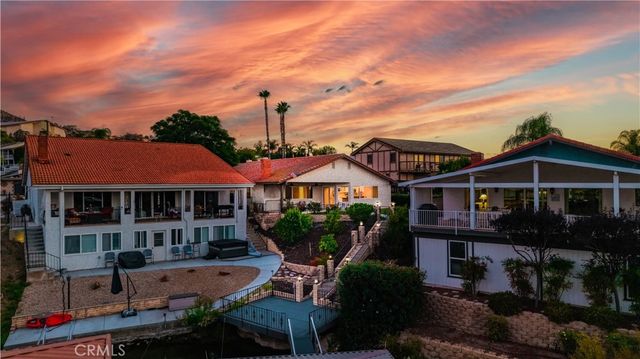24020 Continental Drive, Canyon Lake, CA 92587