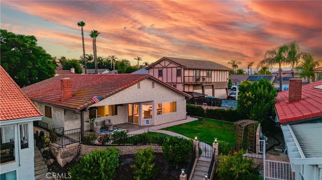 24020 Continental Drive, Canyon Lake, CA 92587