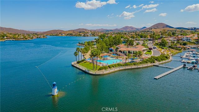 24020 Continental Drive, Canyon Lake, CA 92587