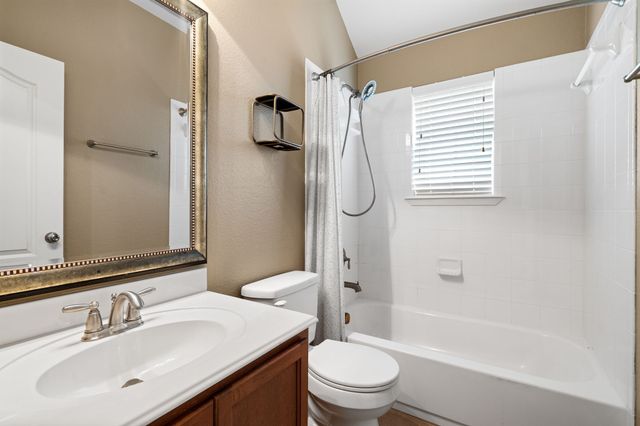 312 Perkins Drive, Argyle, TX 76226