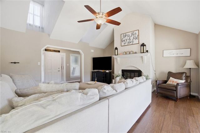 4732 Goshawk DR, Chesapeake, VA 23321