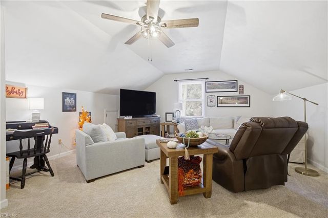 4732 Goshawk DR, Chesapeake, VA 23321