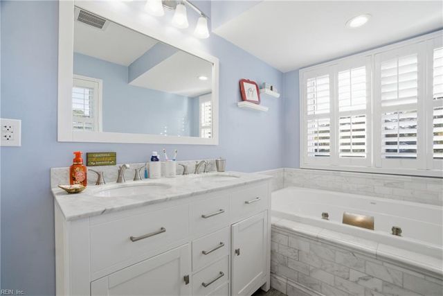 4732 Goshawk DR, Chesapeake, VA 23321