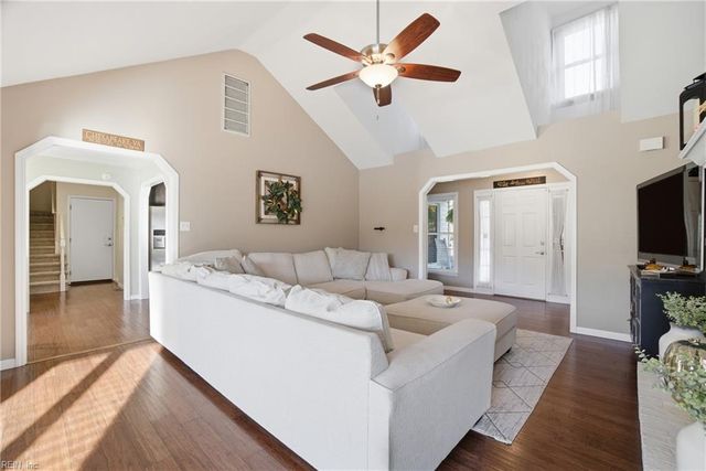 4732 Goshawk DR, Chesapeake, VA 23321