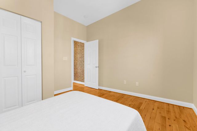 1005 S BAYLIS ST, Baltimore, MD 21224