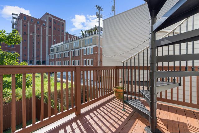 1005 S BAYLIS ST, Baltimore, MD 21224
