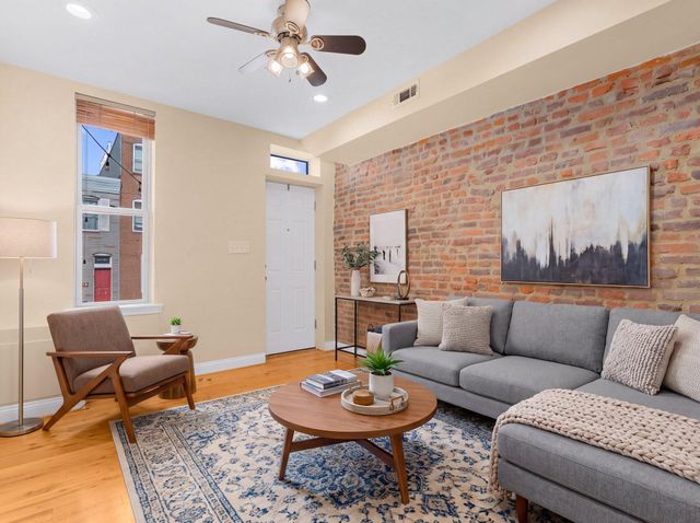 1005 S BAYLIS ST, Baltimore, MD 21224