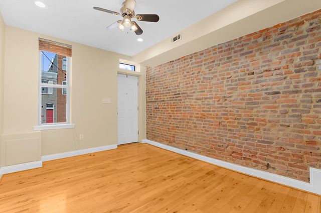 1005 S BAYLIS ST, Baltimore, MD 21224
