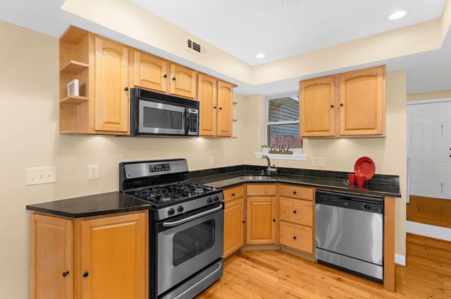 1005 S BAYLIS ST, Baltimore, MD 21224