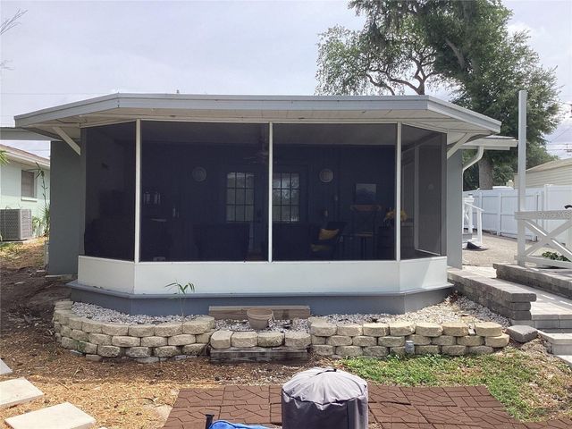 6062 OAK RIDGE AVENUE, New Port Richey, FL 34653