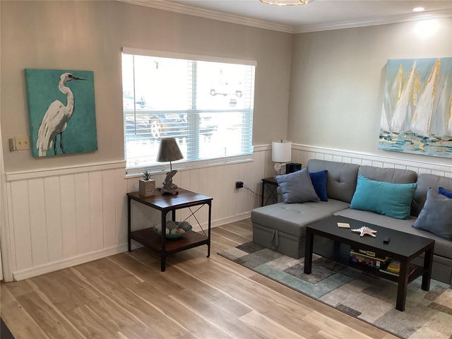 6062 OAK RIDGE AVENUE, New Port Richey, FL 34653