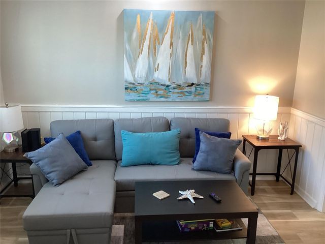 6062 OAK RIDGE AVENUE, New Port Richey, FL 34653