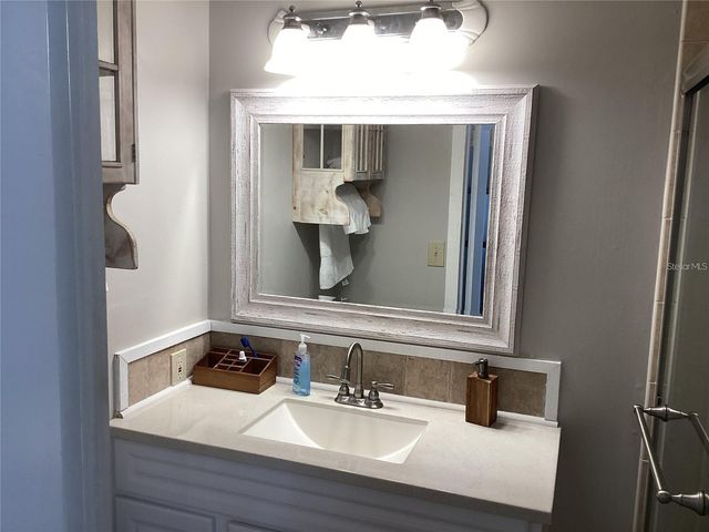 6062 OAK RIDGE AVENUE, New Port Richey, FL 34653