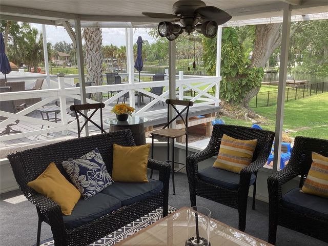 6062 OAK RIDGE AVENUE, New Port Richey, FL 34653