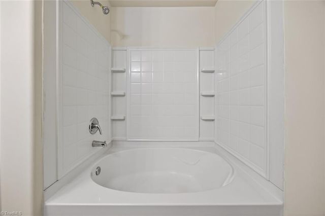 1257 Stonefield Crossing Court, Winston-salem, NC 27107