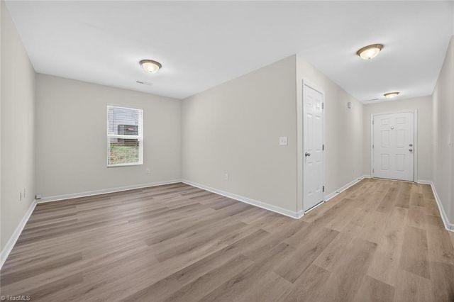 1257 Stonefield Crossing Court, Winston-salem, NC 27107
