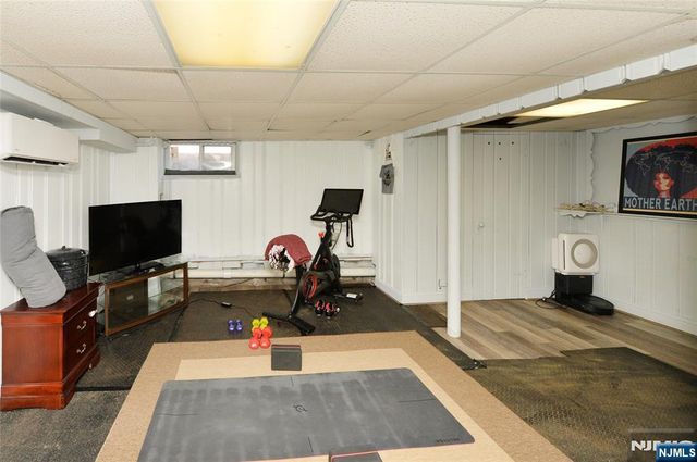 5-18 6th Street, Fair Lawn, NJ 07410