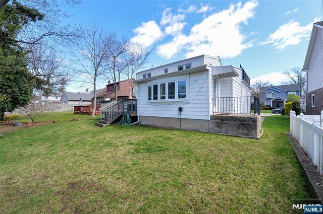 5-18 6th Street, Fair Lawn, NJ 07410
